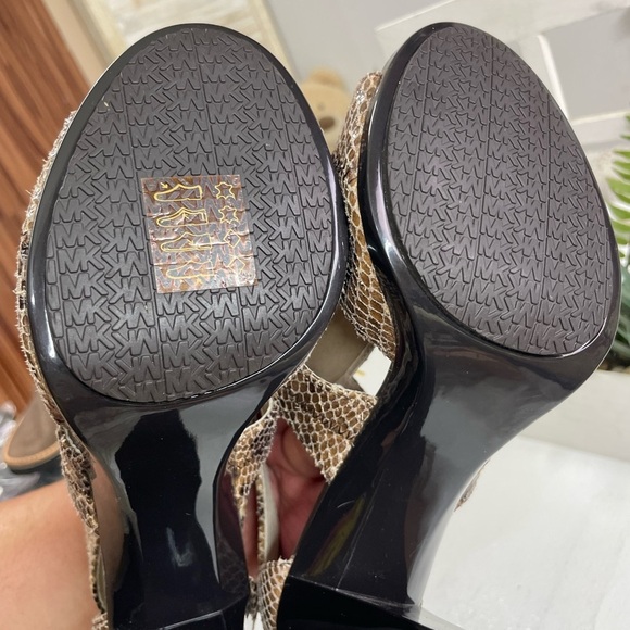 Michael Kors Brown Heels Strappy Design Medium Heel in new condition - Picture 5 of 6